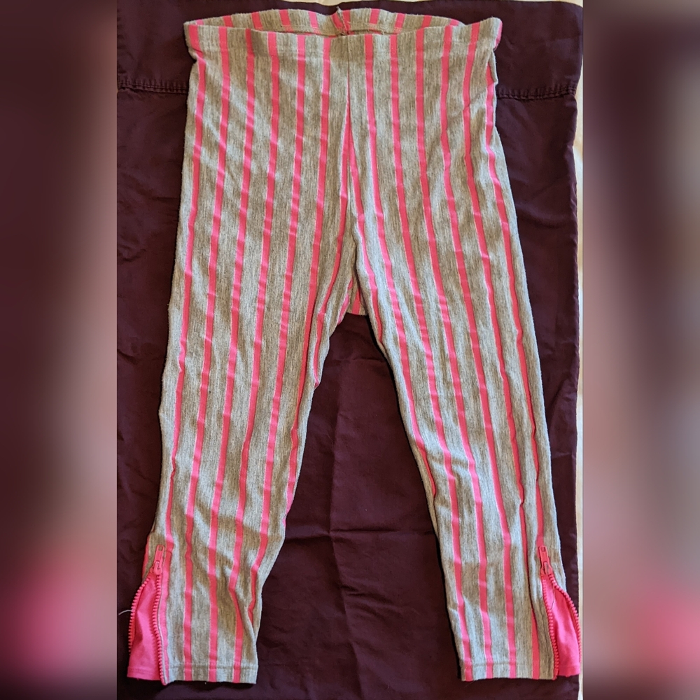 Vintage Women's Cropped Activewear Leggings